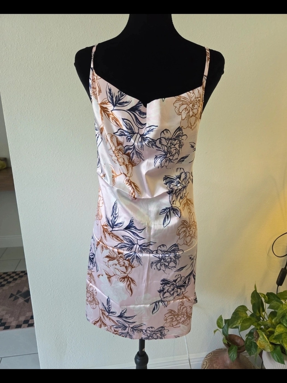 Satin Floral Chemise & Long Robe Set - Pink Floral - Picture 4 of 5